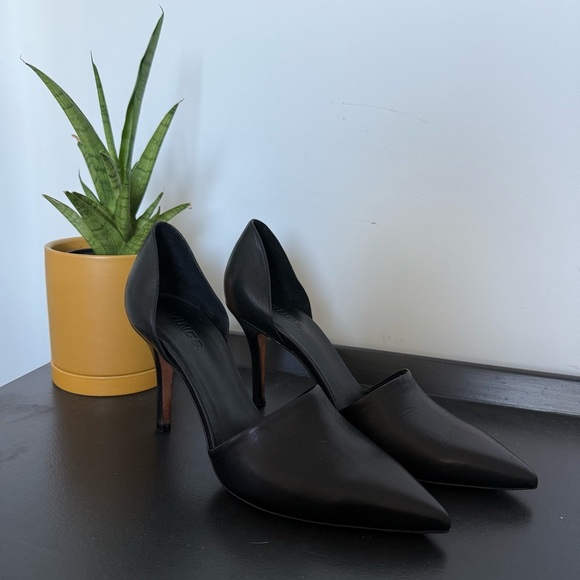 Vince black leather Claire D’Orsay classic pointed toe pumps – EU 40 / US 9 - Picture 6 of 8